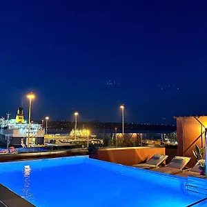 Villa Nidus, Souda