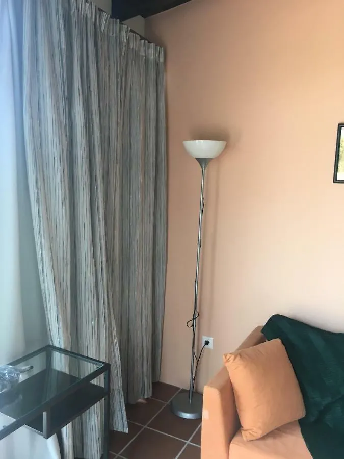 Traditional Studio Near Airport And Beach Karteros