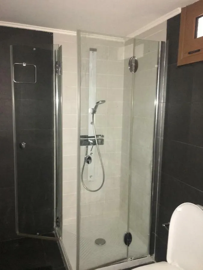 Traditional Studio Near Airport And Beach Karteros
