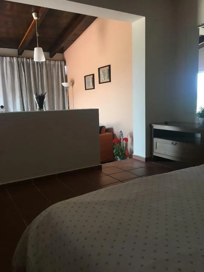 Apartment Traditional Studio Near Airport And Beach Karteros